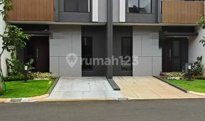 Rumah Type Premium di Summarecon Crown Gading Cluster Regia, Bekasi