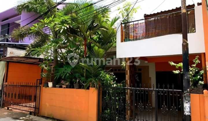 Rumah Siap Huni 2 Lantai di Kp. Makasar, Jakarta Timur