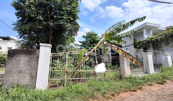 Kavling Hoek. Siap Dipecah atau Dibeli Keseluruhan. Bebas Banjir