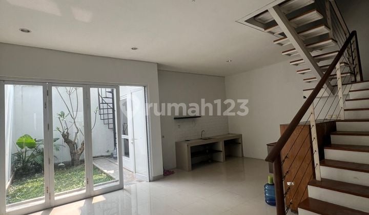 Rumah Cantik. Cluster Rempoa, Strategis Dekat Stasiun & Mrt