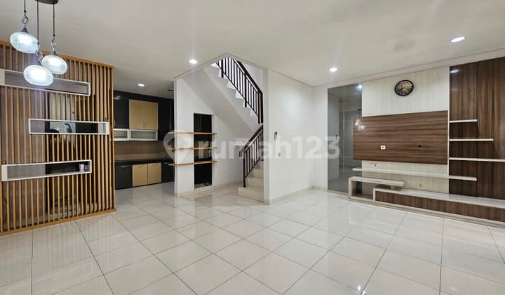 Rumah Bagus Sudah Renov Di Cluster Whelford Greenwich Bsd