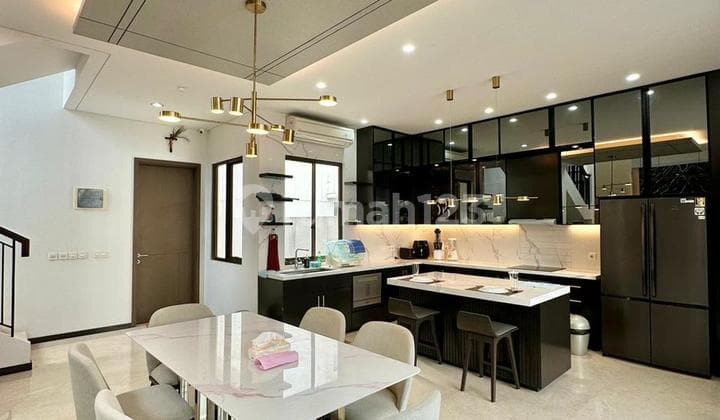 Keia Cluster, The Zora, BSD City, Fully Furnished, Corner Position, SHM, Ready to Occupy.