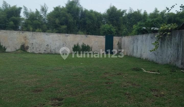 Kavling Hook Siap Bangun di Danau Biru Lippo Karawaci, Hadap Taman