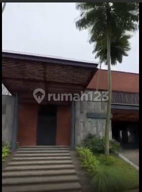 Brand Newr! Rumah Mewah 2 Lantai, Arsitektur Modern, Private Pool