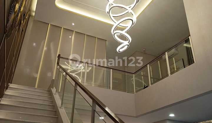Pasadena Village Gading Serpong, Posisi Hook, Furnished