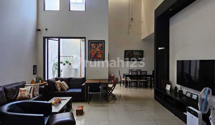 Dijual Rumah Rapi Siap Huni di Komplek Victoria Park Residence Karawaci, Tangerang