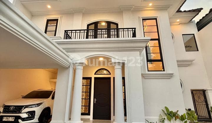 Brand New Rumah Puspita Loka Modern Classic, SHM, 2 Lantai