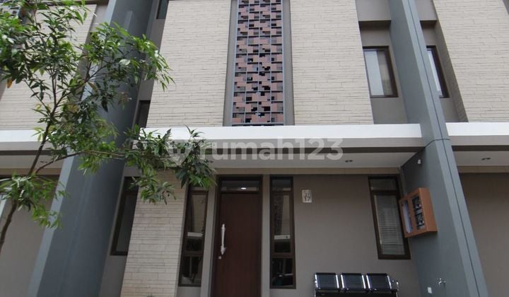 Rumah Kost Regentown Bsd City, Full Furnished, Siap Huni