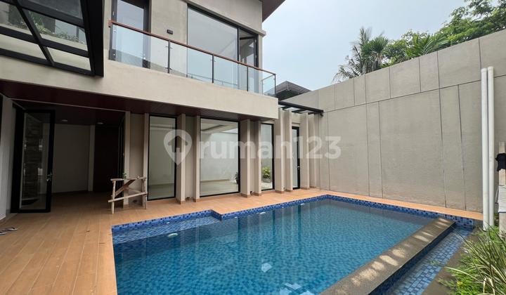 Brand New Luxury House in Taman Himalaya Karawaci, Freehold, Private Pool