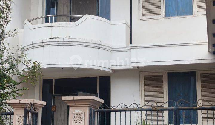 Rumah Semi Furnished 2 Lantai Siap Huni di Pulau Dewa Modernland Tangerang