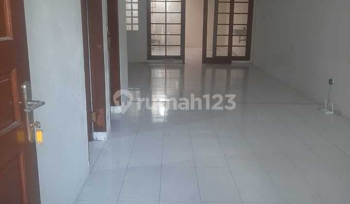 Disewakan Rumahsiap Huni Kembar Mas Regol