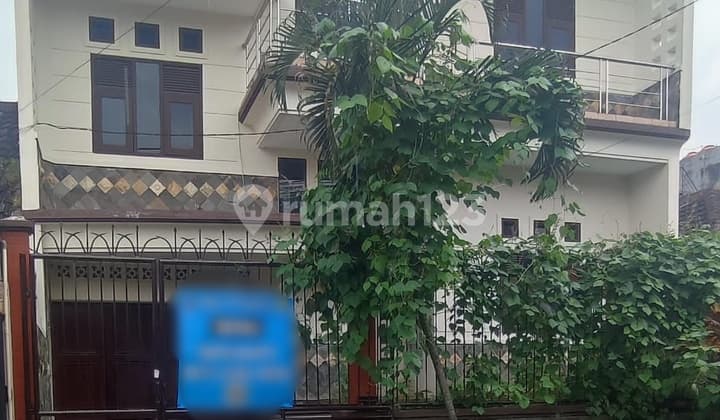 Disewakan Rumah 2.5Lt Tb 240 Siap Huni Ditaman Kopo Indah 2