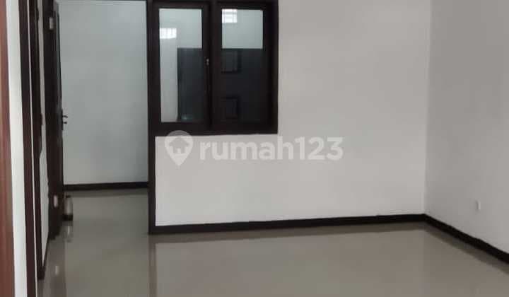 Disewakan Rumah Minimalis Baru Renovasi di Taman Cibaduyut Indah