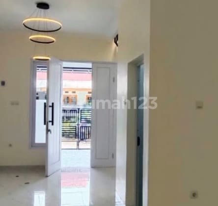 Rumah Siap Huni 3 Kamar SHM di Beji Depok Utara
