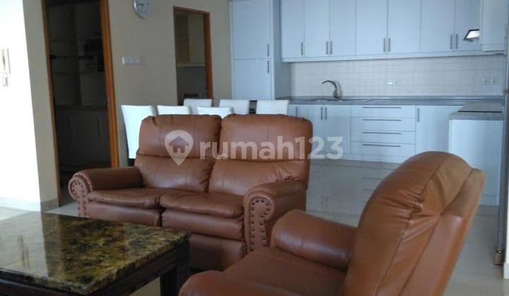 Hamptons Park Apartment Near Jis.3.bedrooms For Rent