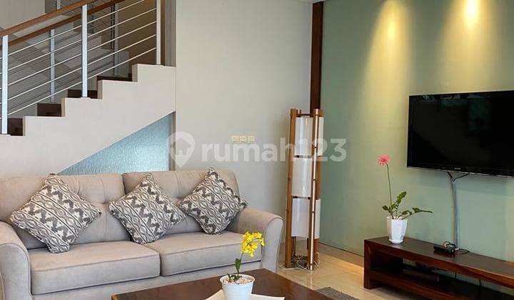 Luxury 3-Story House for Rent in Setraduta, Bandung