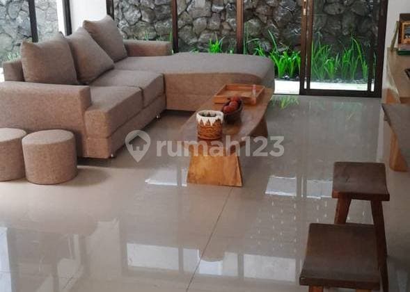 Sewa/ Jual Villa Baru Dago Bandung