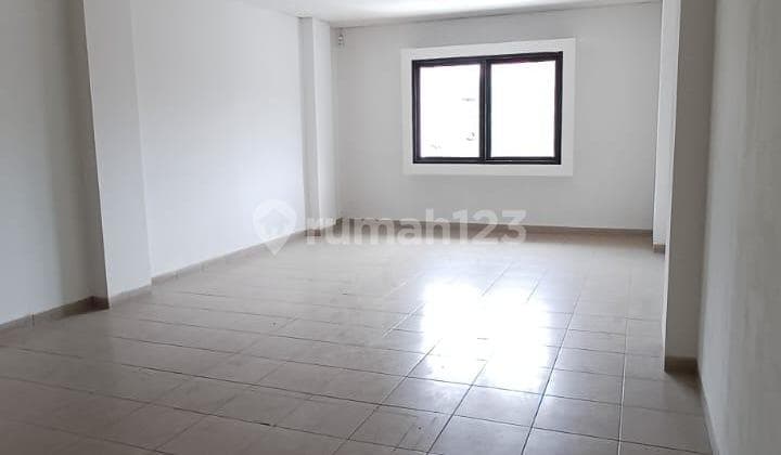 For Rent: Ready-to-Occupy Shop House on Main Road, Cobabat Cimahi