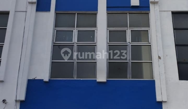 Ruko 3 Lantai Parkir Luas Gratis Strategis Gading Serpong