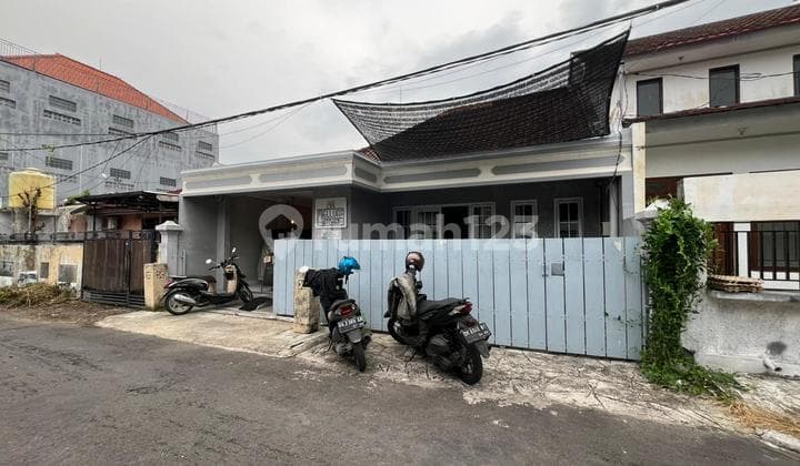 Rumah Cantik Di Taman Griya, Dekat Pepito, Bisa Untuk Usaha