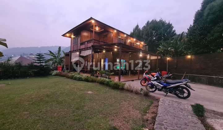 Di Jual Villa Kayu Keren Dengan View Cakep Di Cisarua Puncak