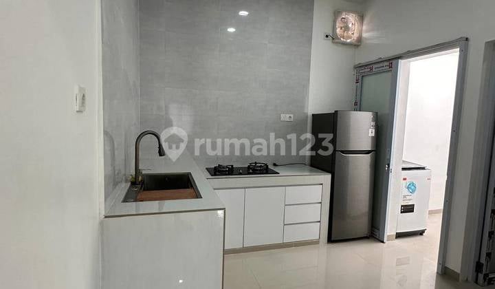 Dijual Rumah Siap Huni di Tiban Mas Indah Posisi Hook