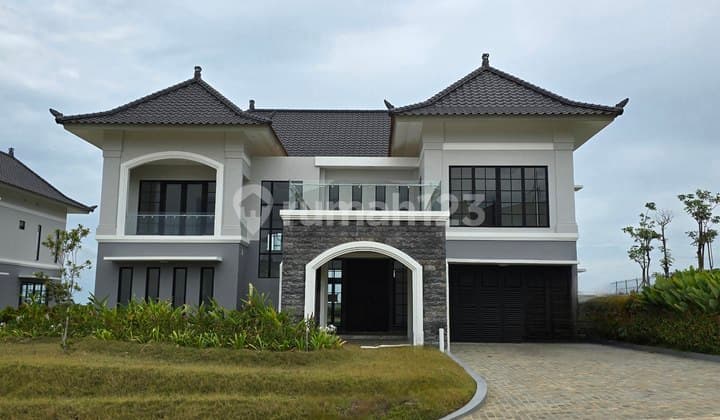 Dijual Rumah Mewah Villa Panbil Batam