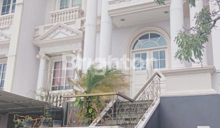 Rumah siap huni, 3 Lantai, Di Atas Moi Mall The Villas (R 1433 S)