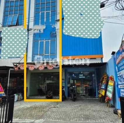 Investasi Menguntungkan! Ruko Jatiwaringin Raya Hadap Jalan Utama - Traffic Tinggi & Bebas Banjir