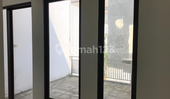 Sewa/Jual Rumah 3Lantai Siap Huni di Terusan Sutami Bandung Utara