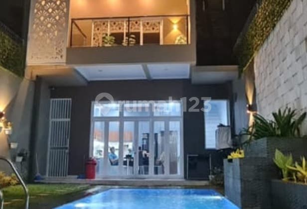 Rumah + Swimming Pool + Full Furnish di Budi Indah Bandung Utara