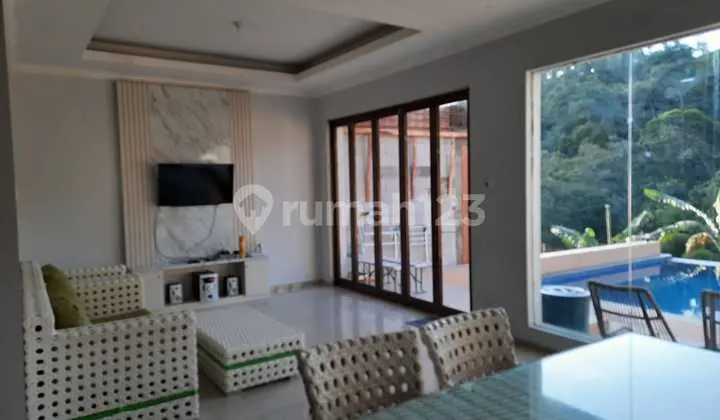 Sell 3-Story Villa House Furnished +Pool in Dago Resort Bandung