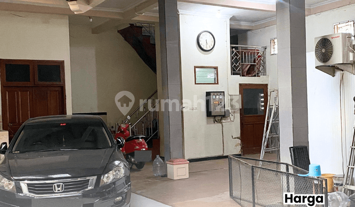 Dijual Rumah Tengah Kota 2 LT Anggrek Semarang Selatan