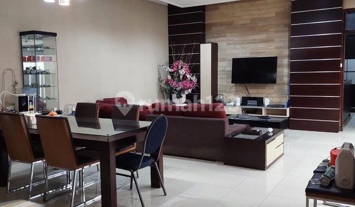 Rumah Singgasana Pradana Cluster SHM bisa KPR Nego Hadap Timur