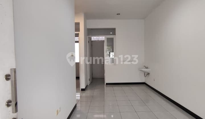 Rumah Tinggal Tki V Siap Huni Dalam Cluster Dekat Tol Sekolah