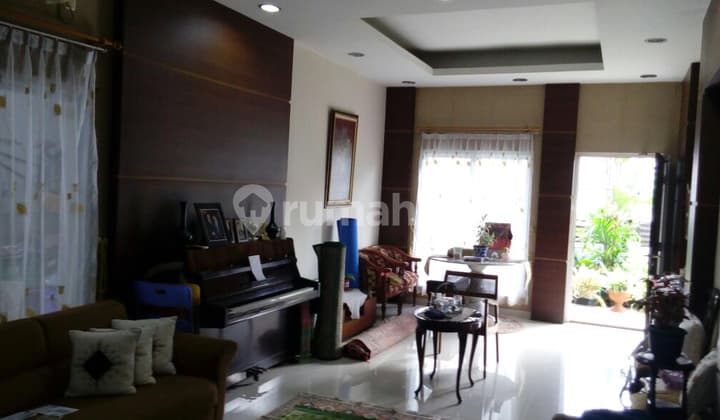 Rumah Siap Huni,, Menteng Jakarta