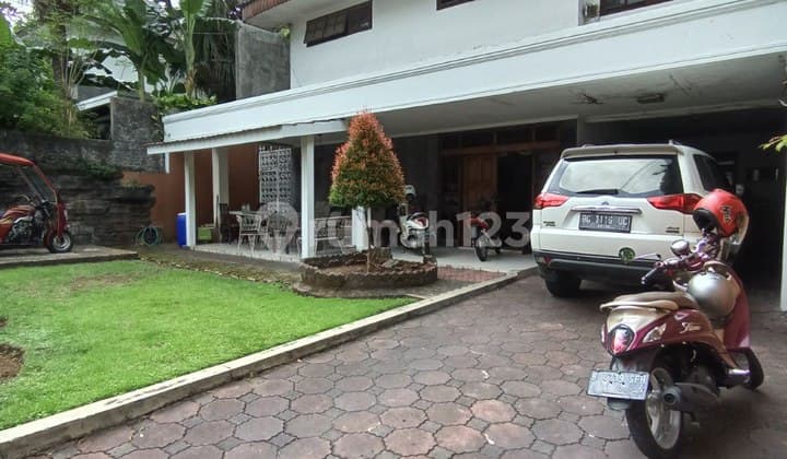 Rumah Siap Huni Bagus Sudah Shm , di Menteng