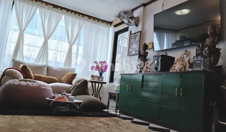 Dijual Ruko 4 Lantai di Palmerah Jakarta Barat Lokasi Strategis