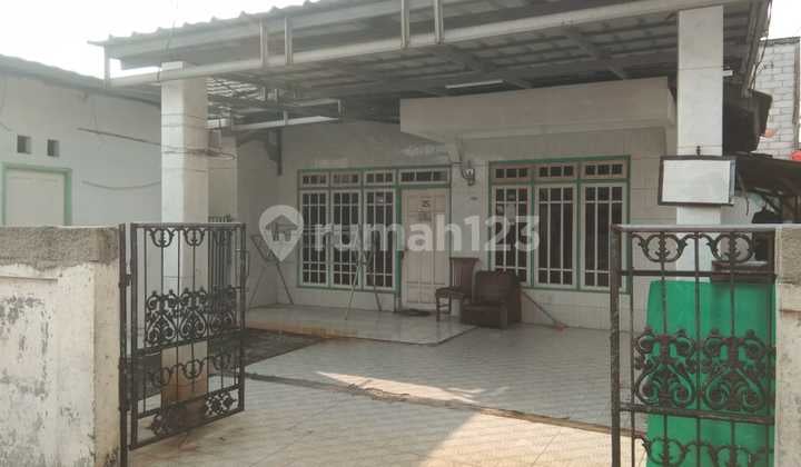 Rumah di Kaliabang Tengah Bekasi,Termasuk Kontrakan 4 Pintu