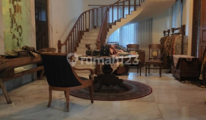 Dijual Rumah Bagus At Jl Kh Ahmad Dahlan, Kebayoran Baru, Jaksel