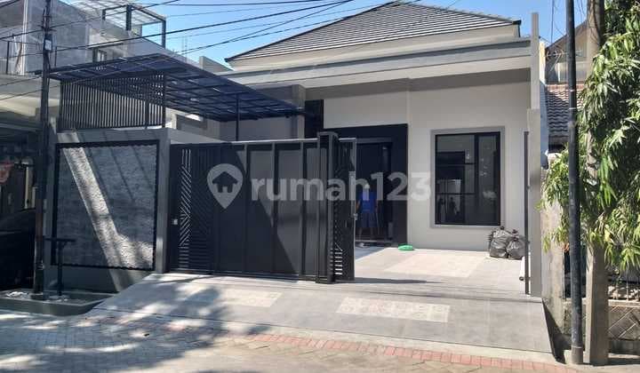 For Sale New Ready-to-Live Minimalist House Manyar Jaya Raya Surabaya
