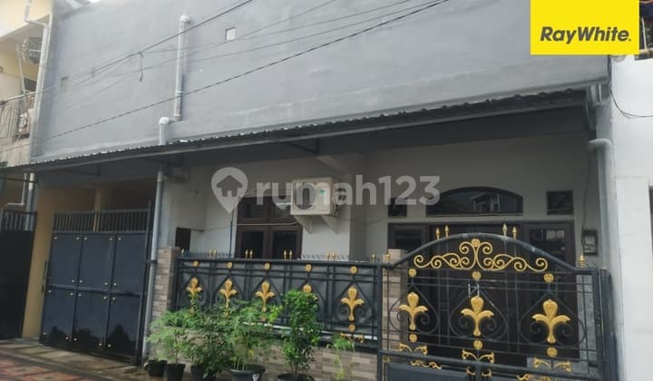 Dijual Rumah 2 Lantai SHM di Jl Karang Asem Surabaya