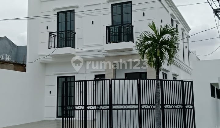 Dijual Rumah 2 lantai Hook di Sutorejo Timur Surabaya Dijual Rumah 2 lantai Hook di Sutorejo Timur Surabaya