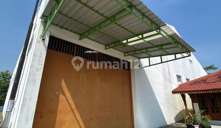 Gudang Akses Container + Rumah Joglo