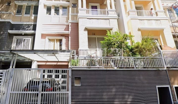 Townhouse Emerald BGM PIK 3 Floors 8x14 4+1BR SHM Ready to Occupy