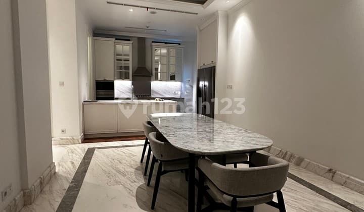 Luxury Apartemen Le Parc Thamrin Nine 193,5m 3+1BR Full Furnished