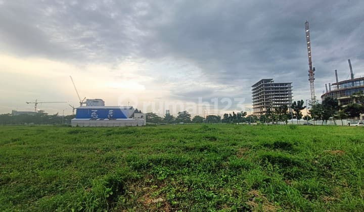 Kavling Komersial Wallstreet Avenue PIK 2 3009m2 Hadap Jalan Raya