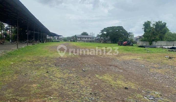 Lot rental in Yos Sudarso