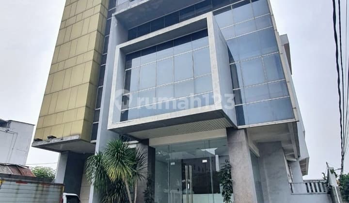 Gedung Komersial Siap Pakai Jl Kebayoran Lama Raya, Jaksel