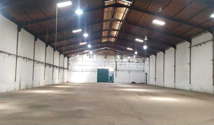 Disewa Gudang di Sentra Kosambi, Kec. Kosambi, Kab. Tangerang LT 9.250 M², LB 8.550 M²